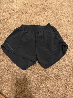 lululemon athletica LR Black Women's Athletic Shorts, 2.5 inch, size 2